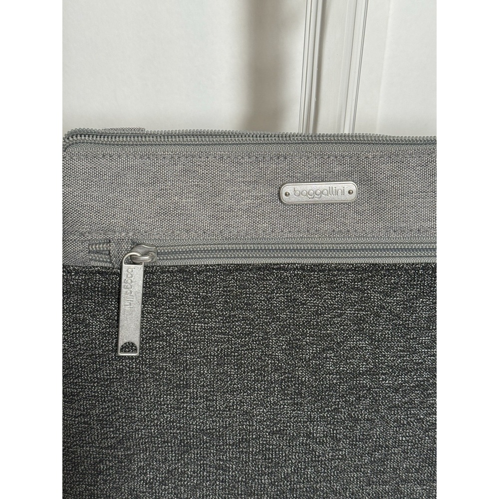 Baggallini Crossbody Grey Travel Purse Nylon - Picture 6 of 8